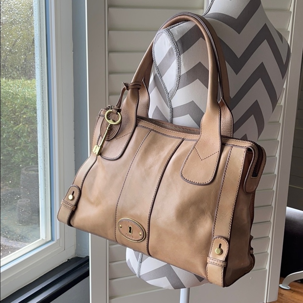 Fossil Leather bag